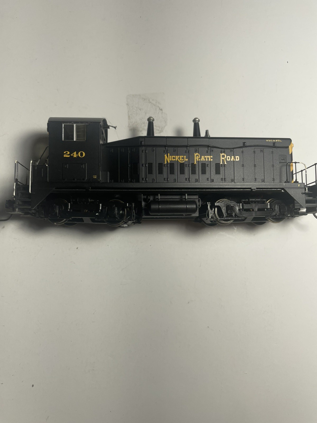 PROTO 2000 SW9/1200 Nickel Plate Road HO Diesel Locomotive TESTED
