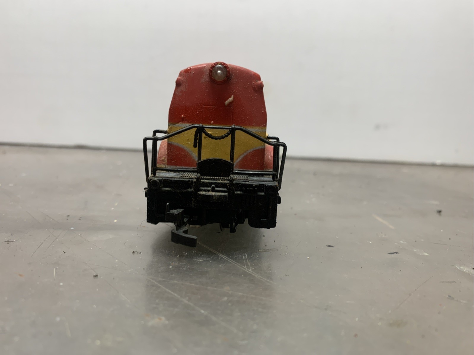 HO AHM Tempo Florida East Coast Monan Diesel Locomotive