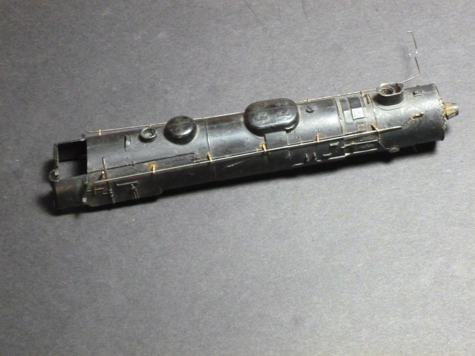 Ho Mantua? unknown brand steam locomotive shell plastic