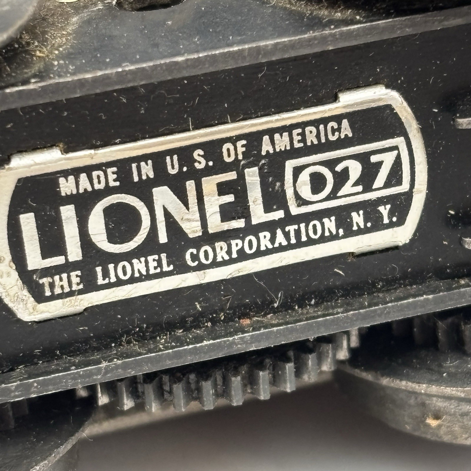 Lionel O27 Gauge 2-4-2 Pennsylvania #250 Steam Locomotive & Tender Orange Stripe