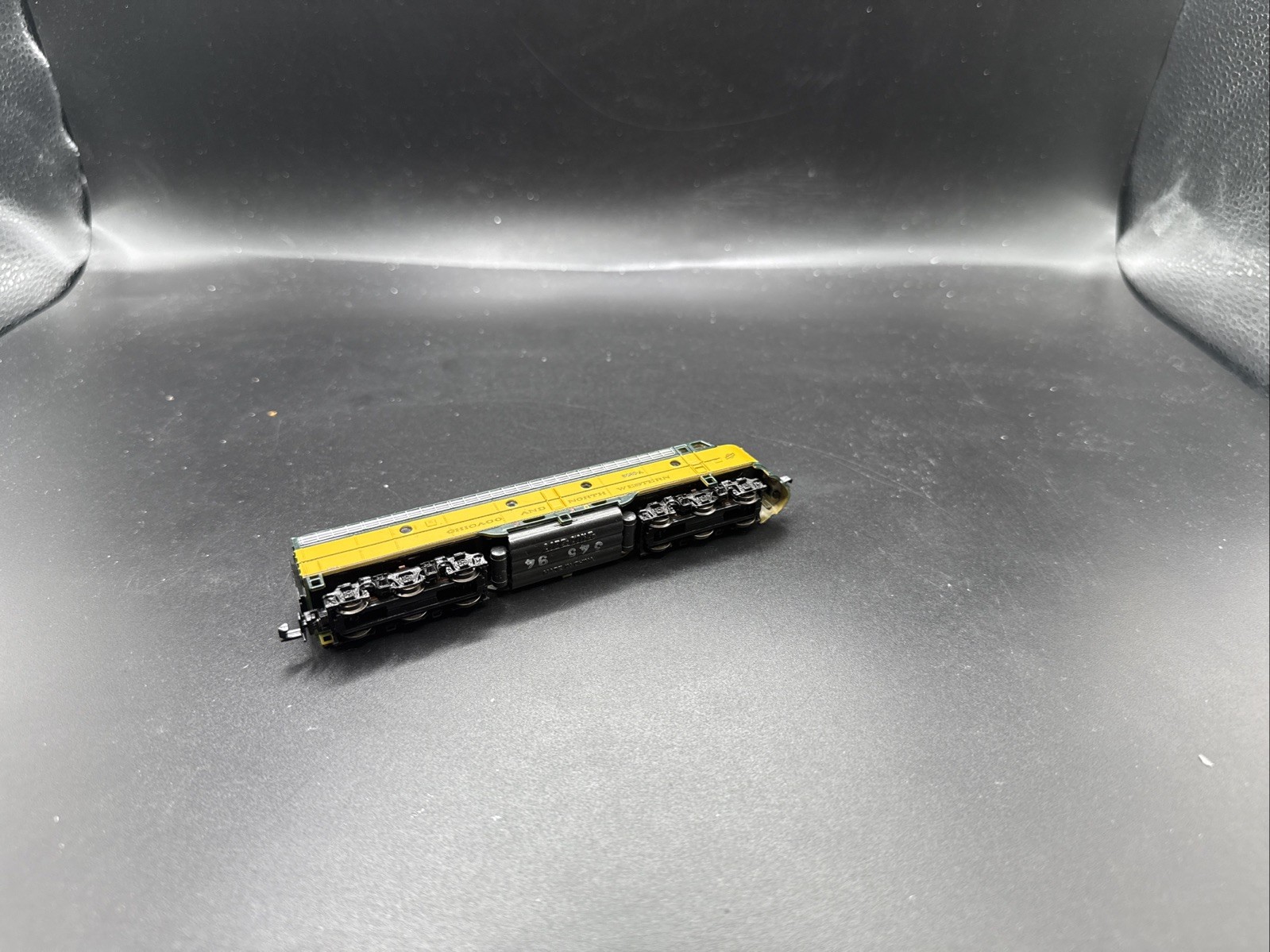 N scale Life Like E7A Chicago & North Western C&NW #5009A 7005 READ