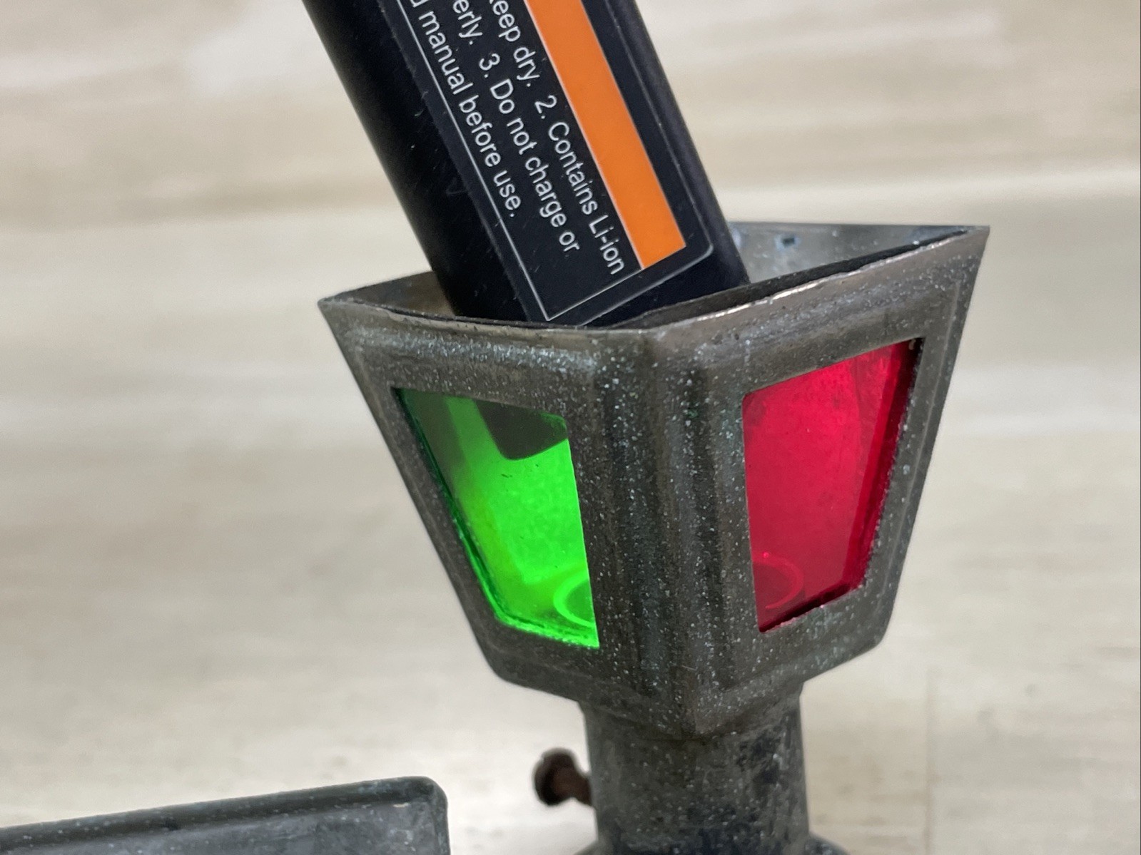 Antique Lantern Lamp Light Green Red Clear Glass Car Accessory model Train