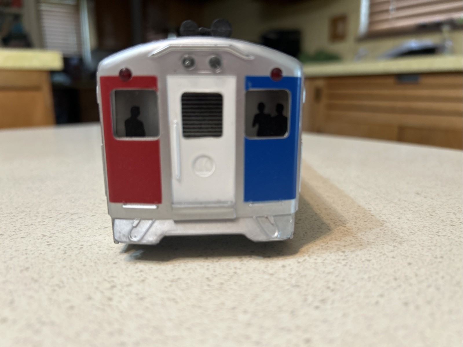 K Line Amtrak RDC # 26042 Silver Red White Blue O 27 Plastic Body Only Nice