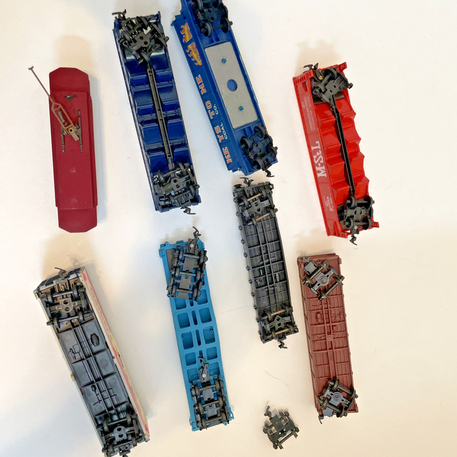Vintage HO Scale Coal Cars And Various Others