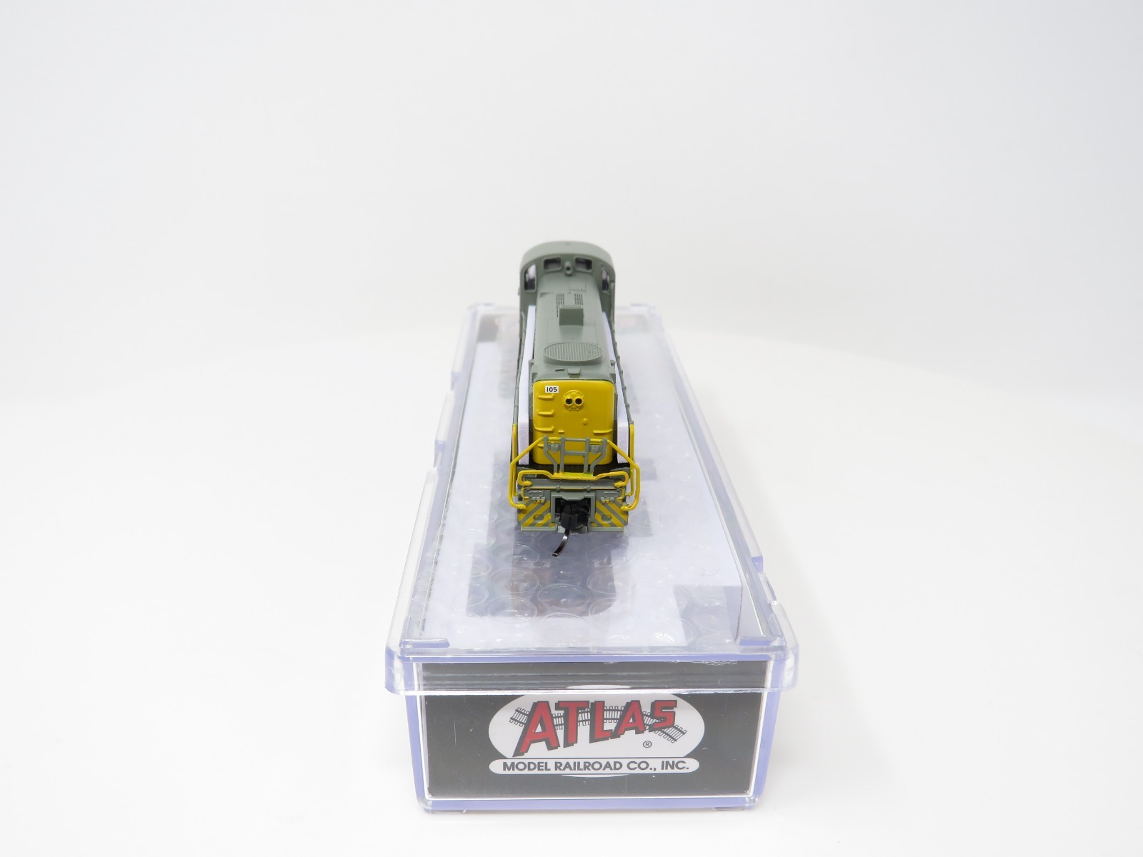 Atlas N 40005487 Louisville & Nashville L&N #105 ALCO RS-3 Diesel Locomotive