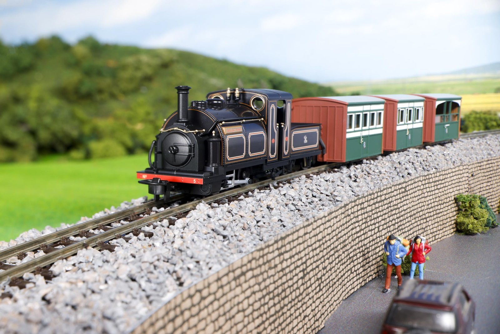 KATO/PECO (OO-9) Large England Welsh Pony BROWN 51-251D Railway Model Steam Loco