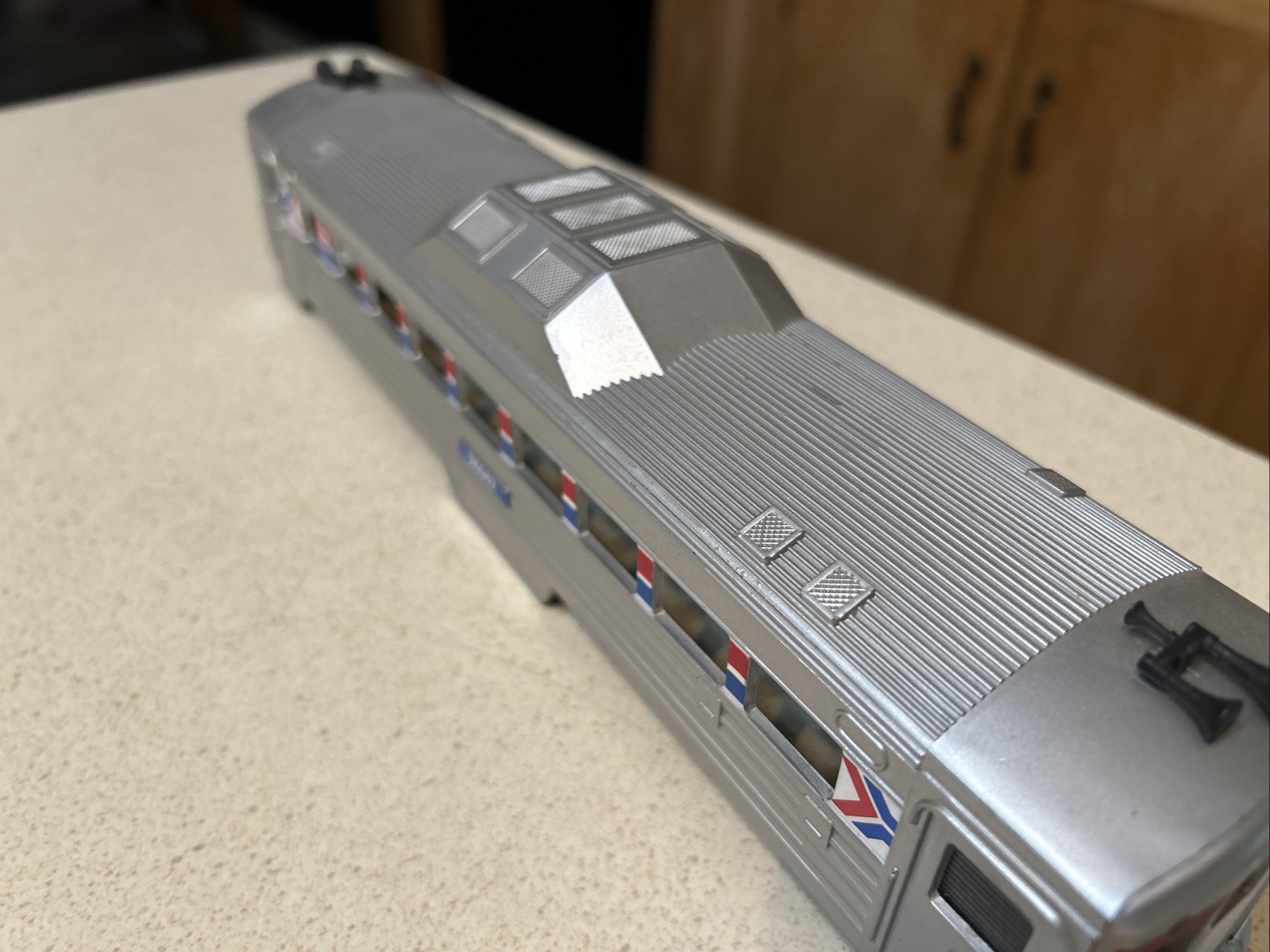 K Line Amtrak RDC # 26042 Silver Red White Blue O 27 Plastic Body Only Nice