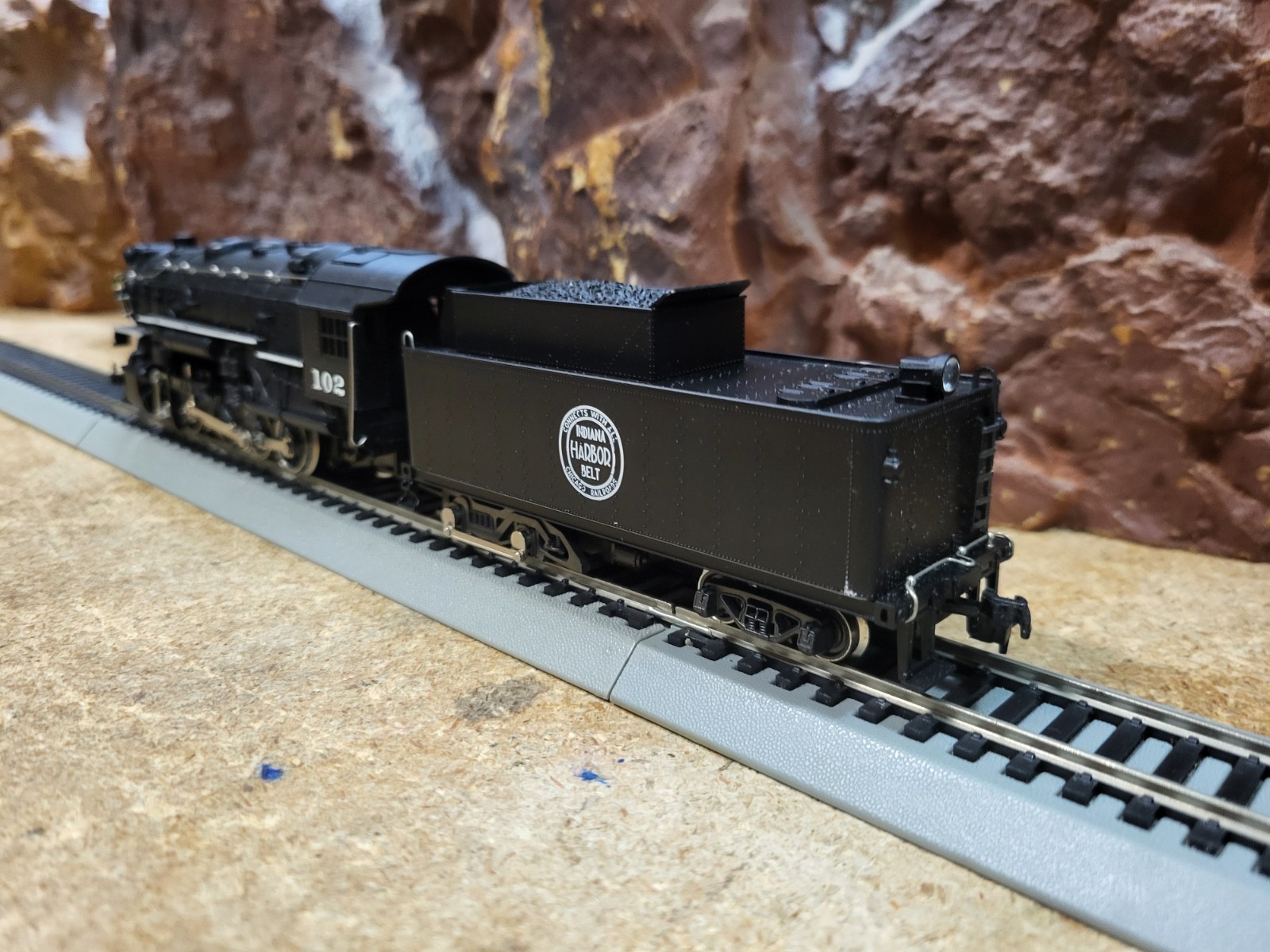 AHM 5083 HO Scale 0-8-0 Locomotive Indian Harbor Belt #102, $7/$3/$15 Ship