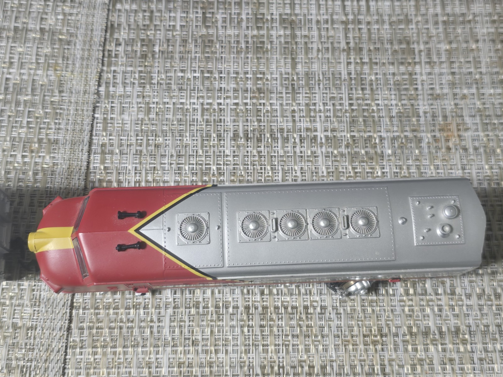 Vintage Santa Fe Warbonnet Train Set 2 Diesel Locomotives +Roco Made in Austria