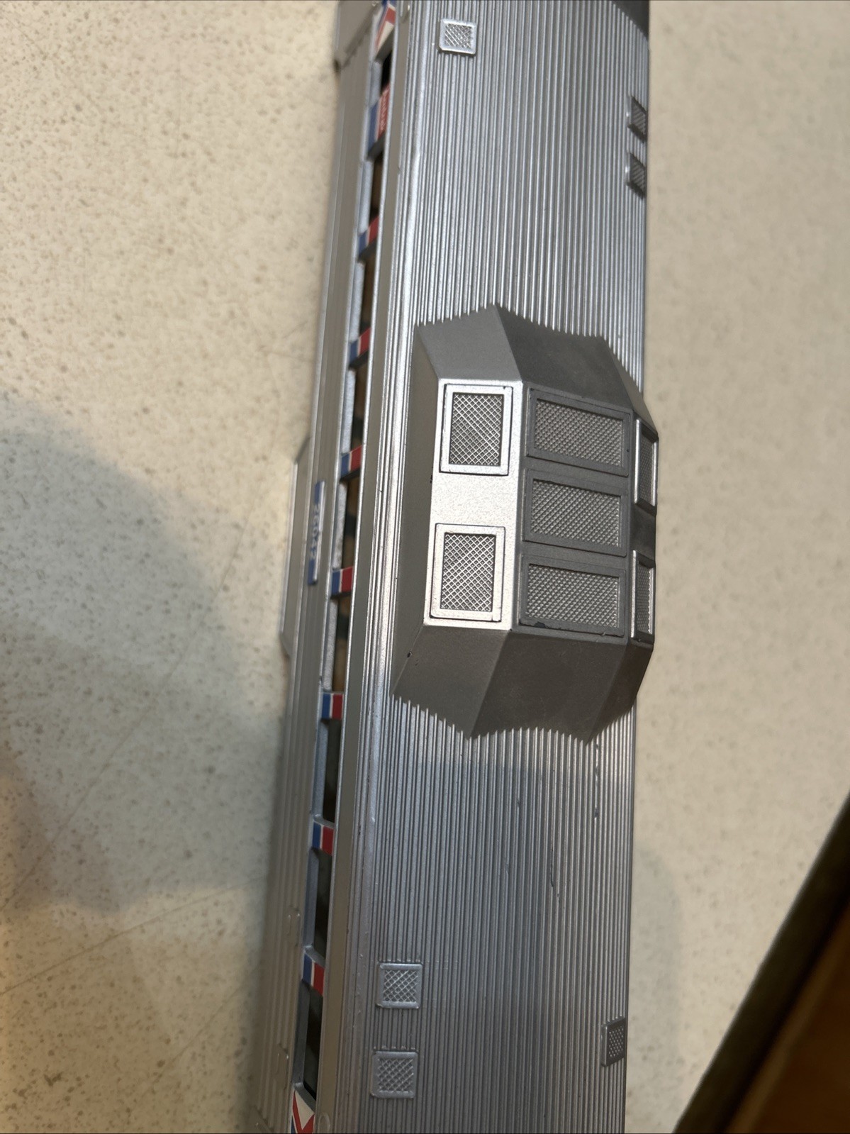 K Line Amtrak RDC # 26042 Silver Red White Blue O 27 Plastic Body Only Nice