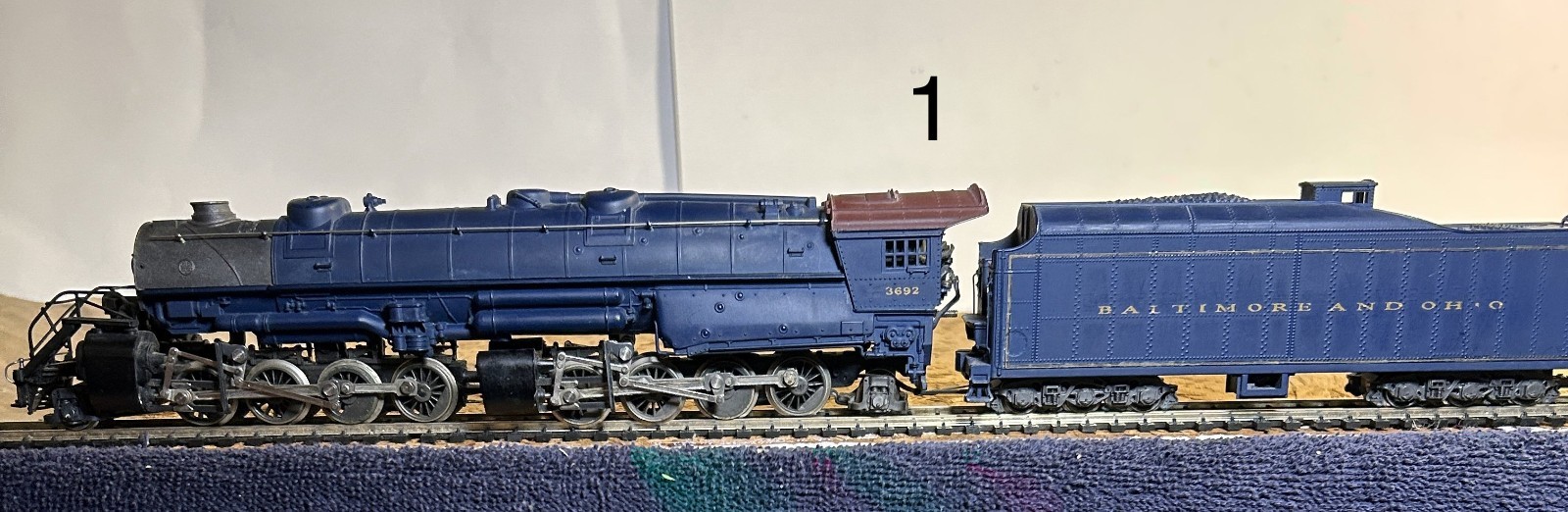 Rivarossi Mallet 2-8-8-2 Steam Locomotive & tender
