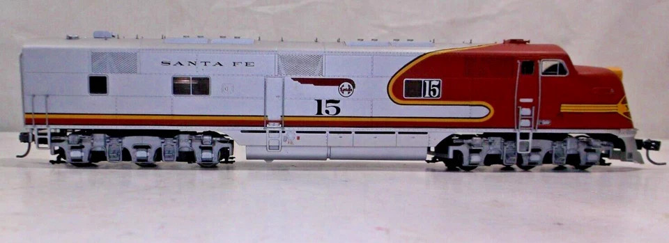 SANTA FE ” WARBONNET ” EMD E6 A unit #15 DCC SOUND / B DUMMY HO Scale NEW SEALED