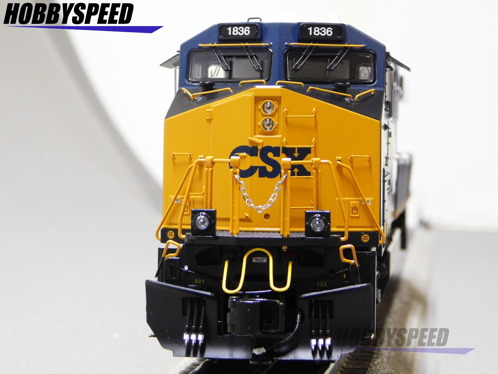 LIONEL BTO CSX RFP NON-POWERED ES44 #1836 DIESEL ENGINE O GAUGE 2533579 NEW