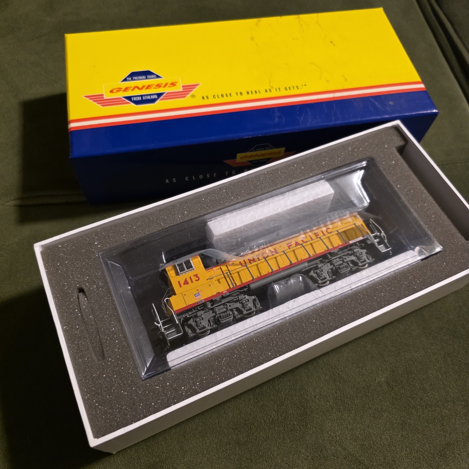 Athearn Genesis G66069 Union Pacific MP15-AC model locomotive MINT CONDITION