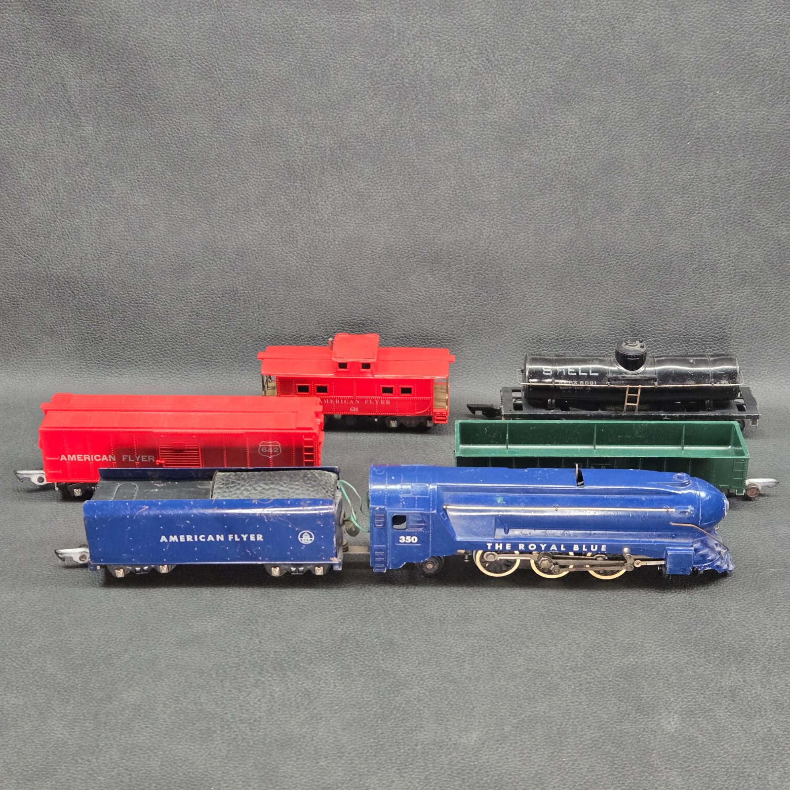 American Flyer The Royal Blue No. 350 Locomotive w/ Tender, 4 Cars