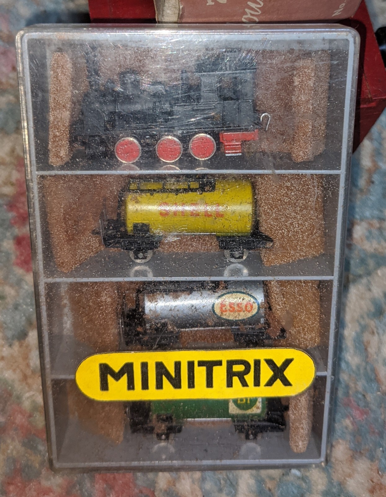 Minitrix 2913 N Scale 0-6-0 Steam Locomotive & Esso & Bp & Shell Tanker Train