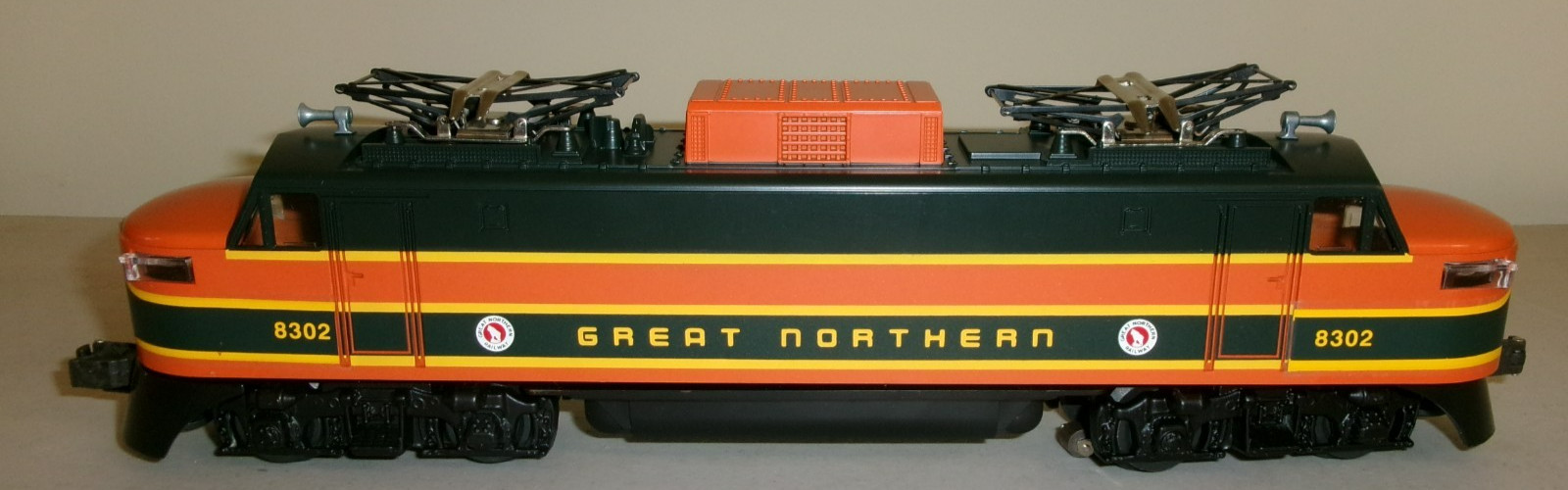 Lionel Trains Great Northern Electric Engine Cab #8302 Item #6-18302 Boxed