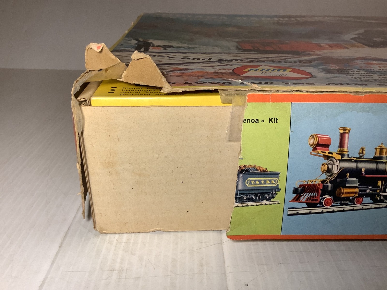 Vintage AHM Indiana Harbor Belt 0-8-0 Steam Locomotive w/ Tender Kit 7209 2498