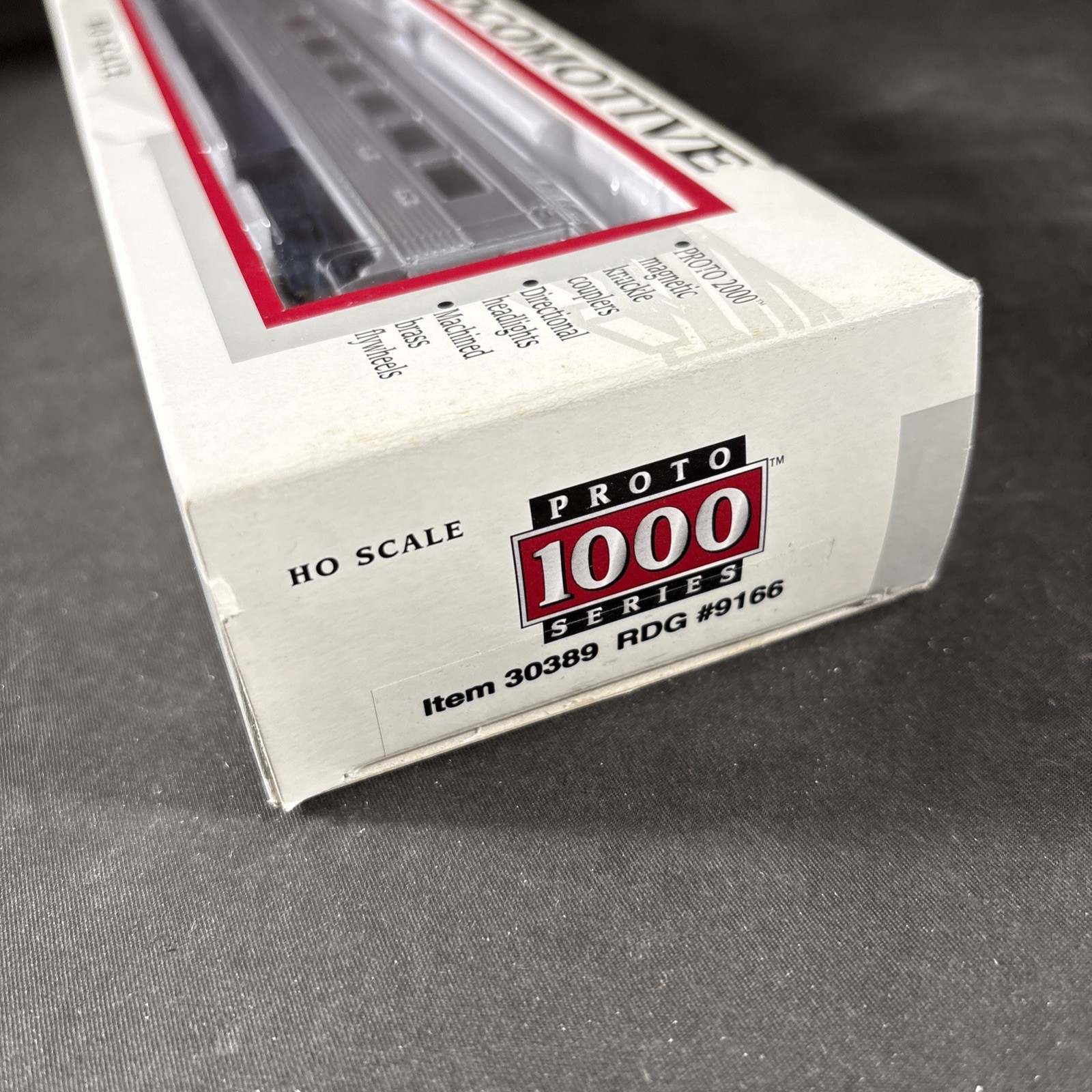 PROTO 1000 30389 RDG #9166 HO SCALE BUDD RDC LOCOMOTIVE NEW OPEN BOX READING