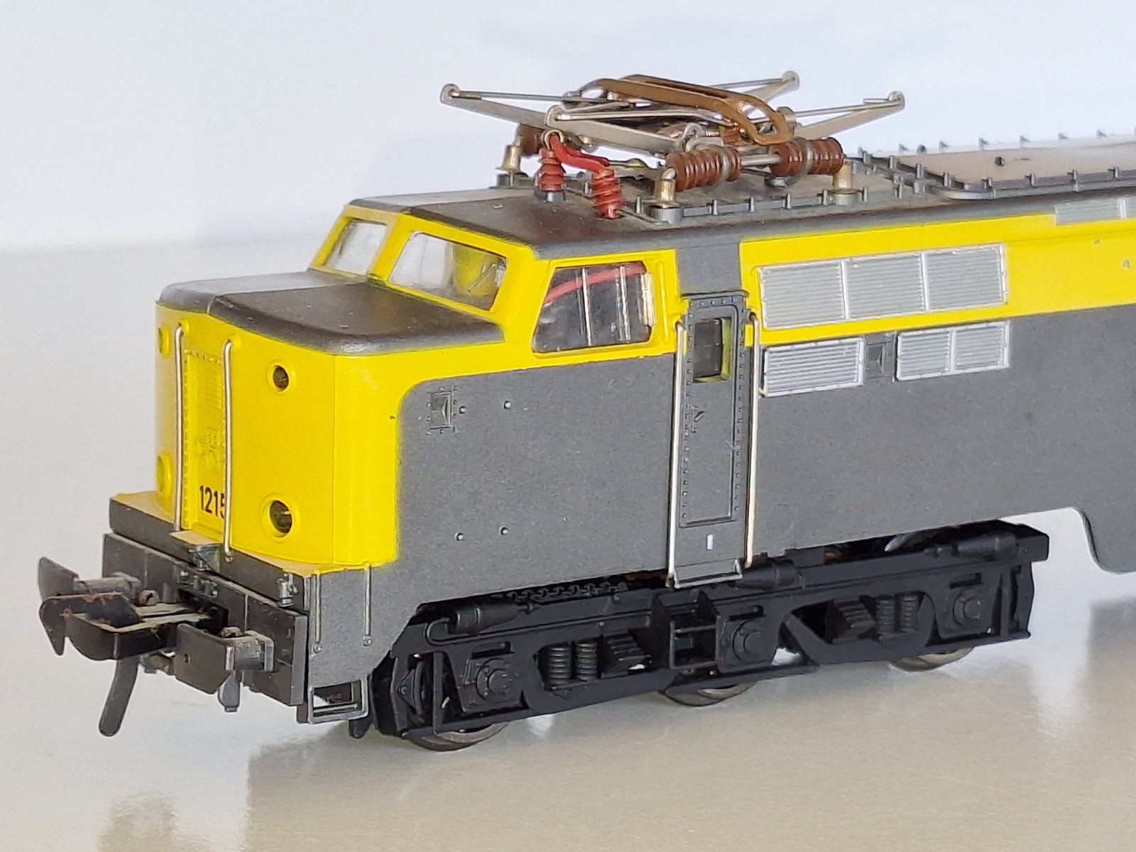 Fleischmann NS Dutch loco. For 2 rail DC analogue. Excell cond. HO Scale. No Box