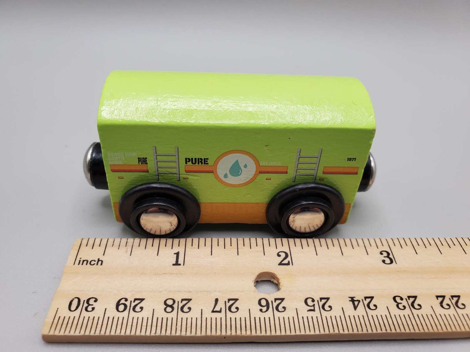 Quercia Delvigne J’Adore Locomotive & 2 Tank Cars Magnetic Wooden Toy Train Set