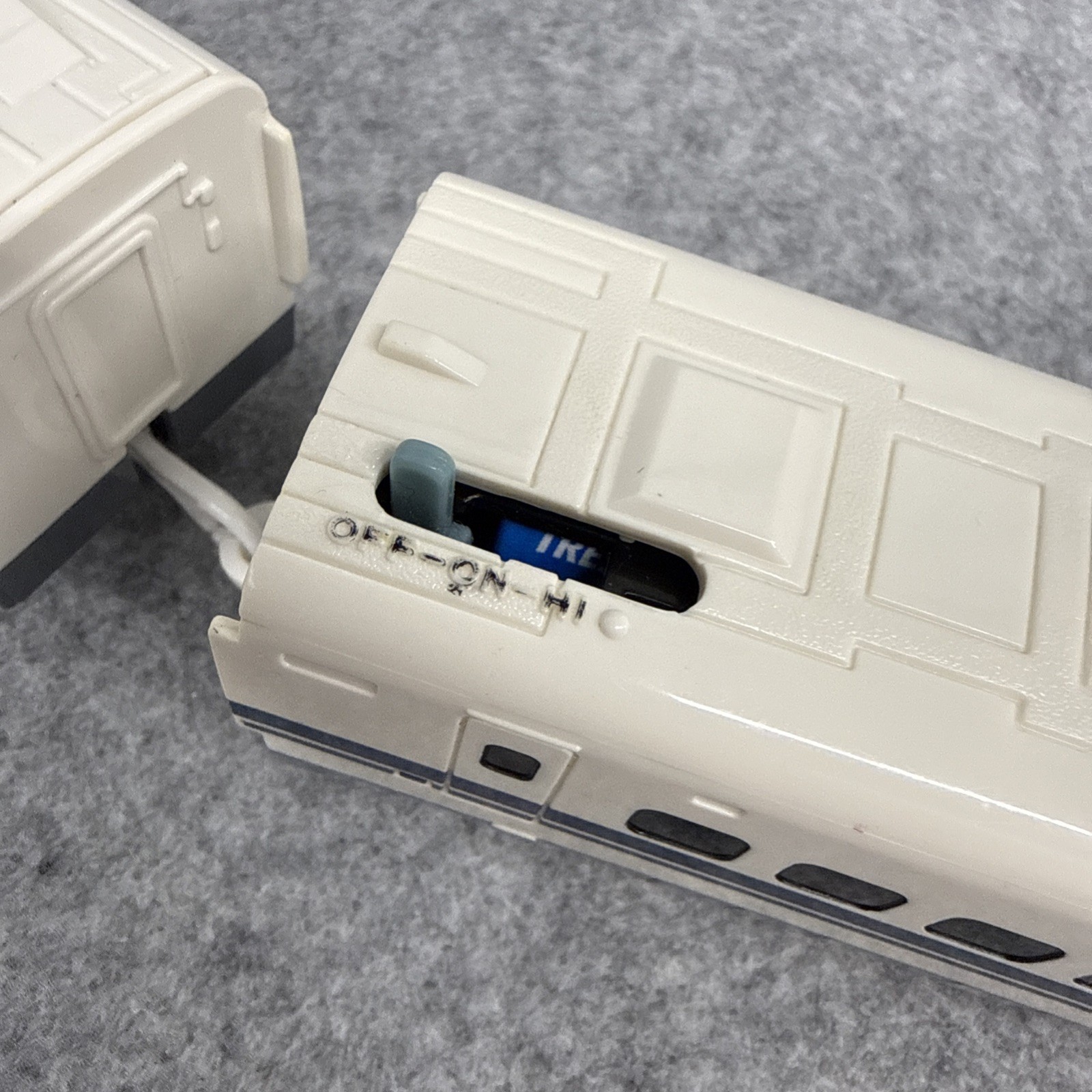 Japan Takara Tomy Plarail S-01 700 Shinkansen Motorised Train w/ Light C22