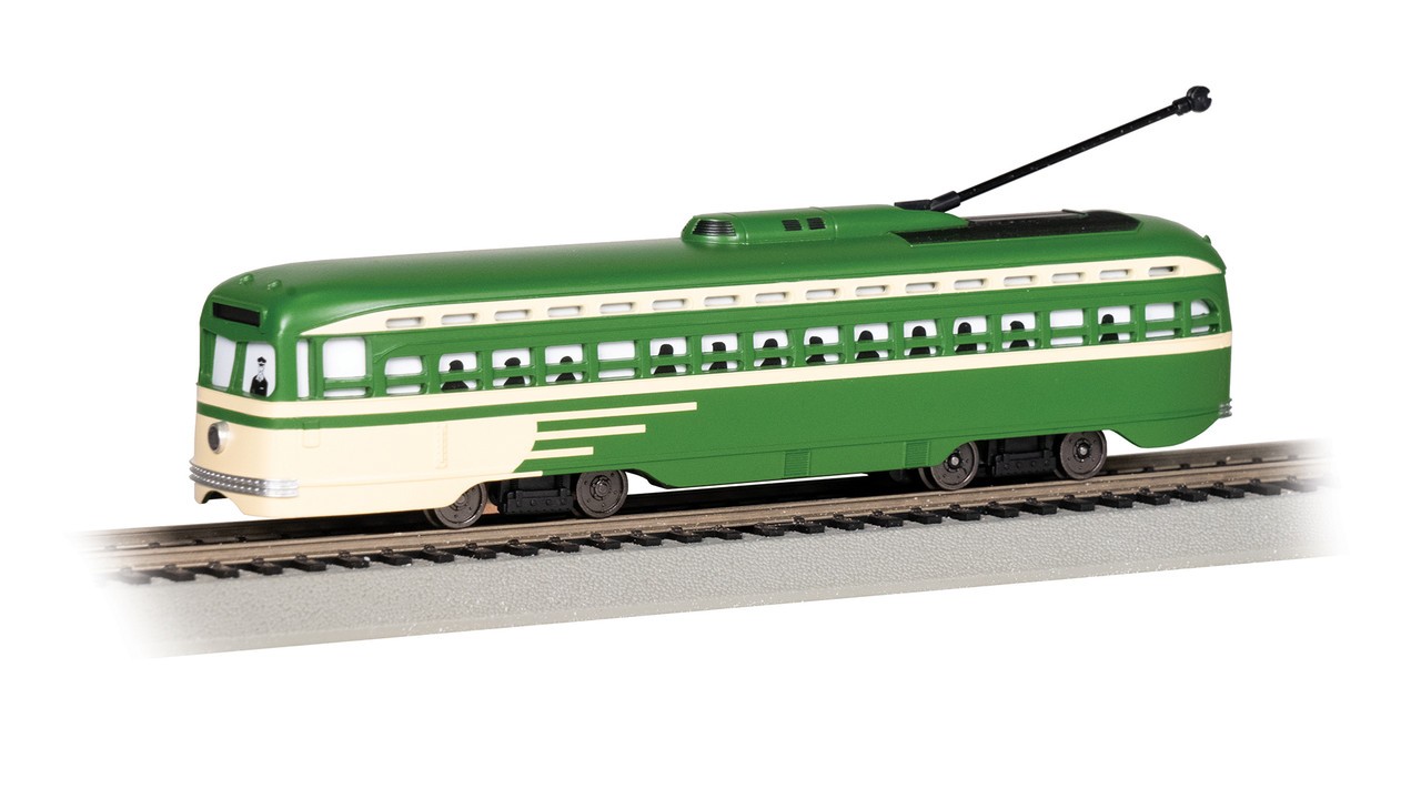 Bachmann HO Scale ~ New 2026 ~ PCC Streetcar Trolley ~ Green & Cream ~ 60513