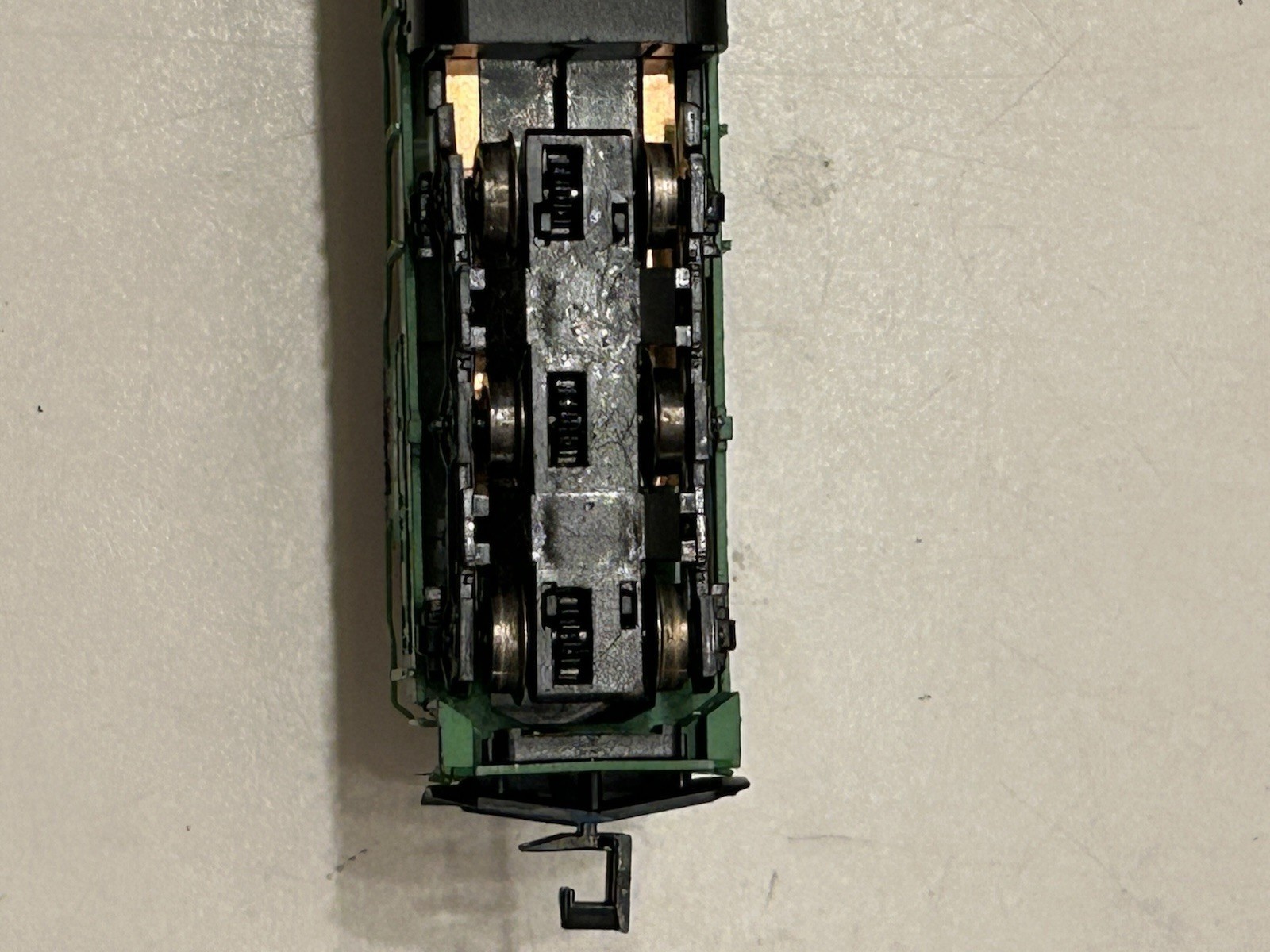 Atlas N Scale Diesel Locomotive Burlington Northern SD-60 8300 – Nice