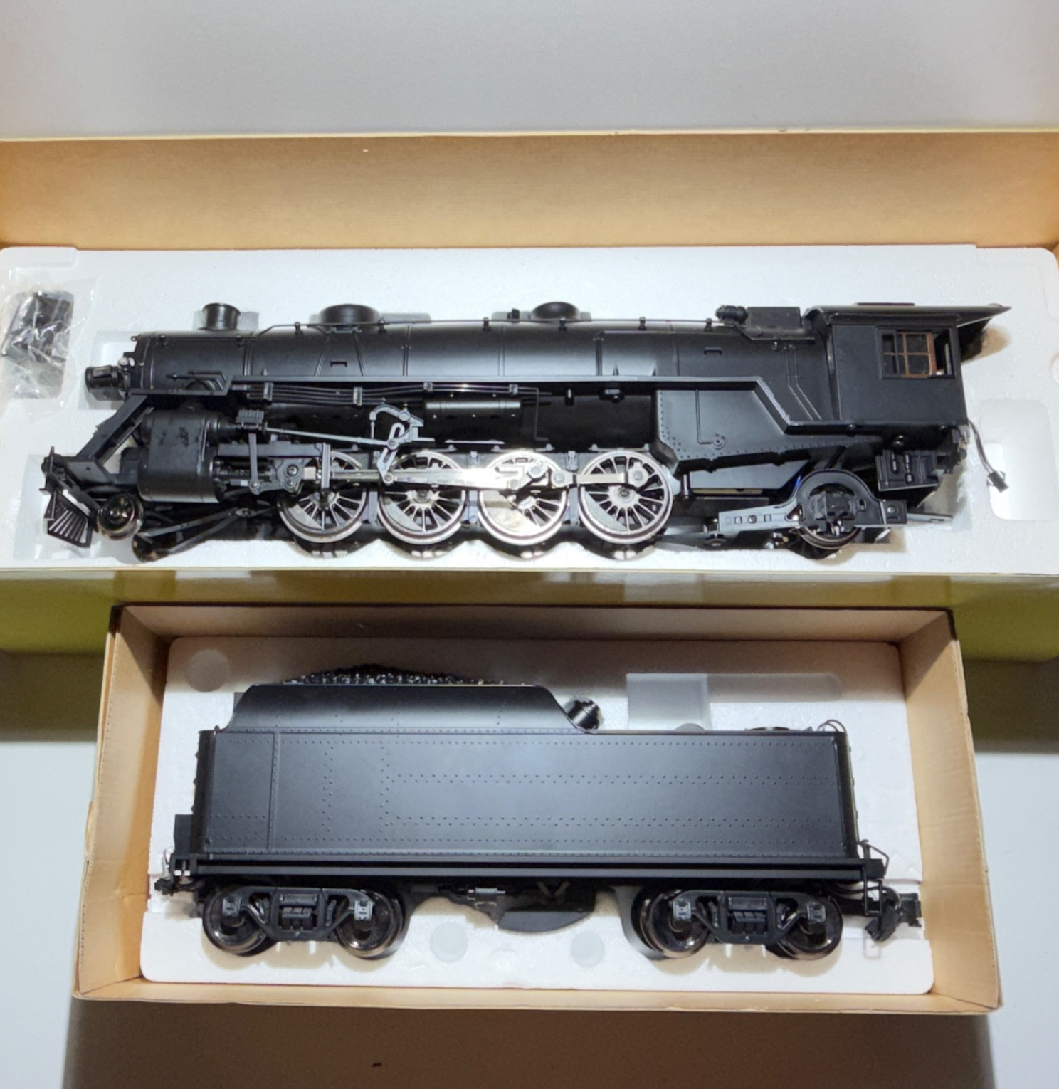 Aristocraft #21599 G Scale 2-8-2 Mikado Locomotive Unlettered Tested Runs Boxed