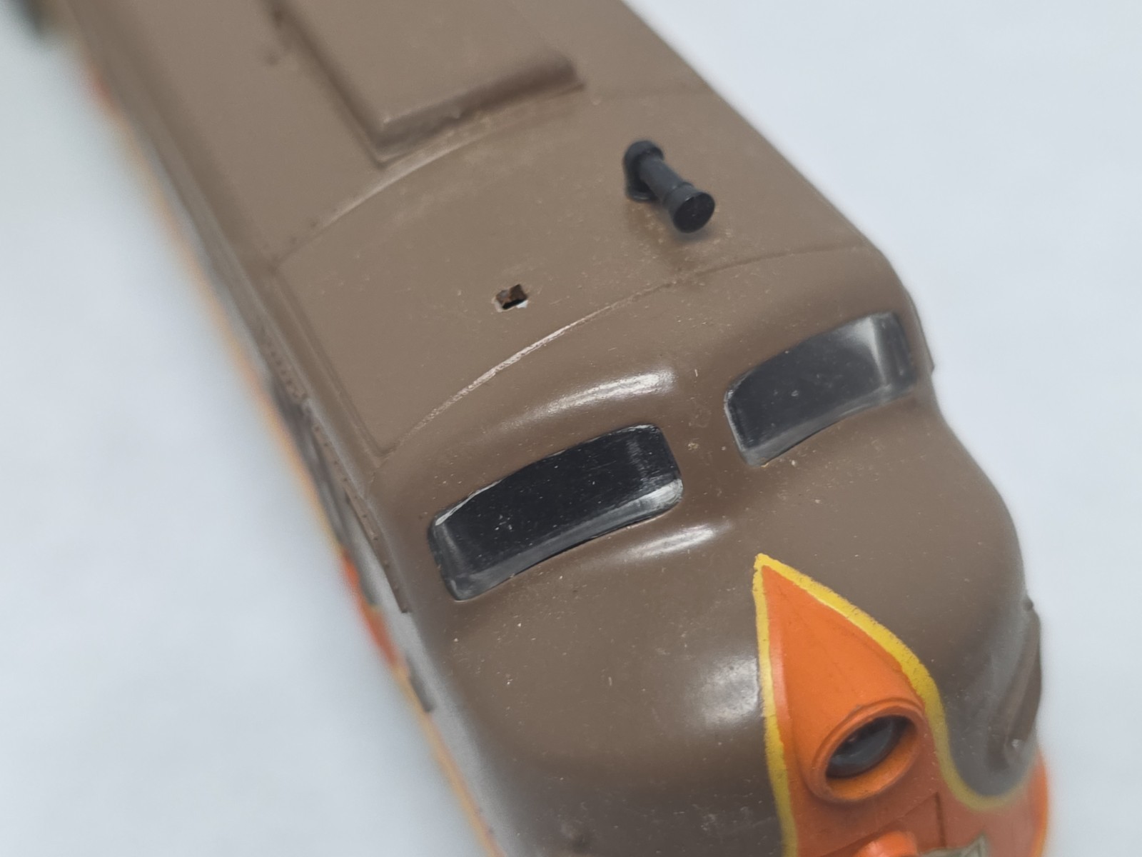 As Is Rivarossi Illinois Central Dummy GM E8 Diesel Loco Observation Car Read De