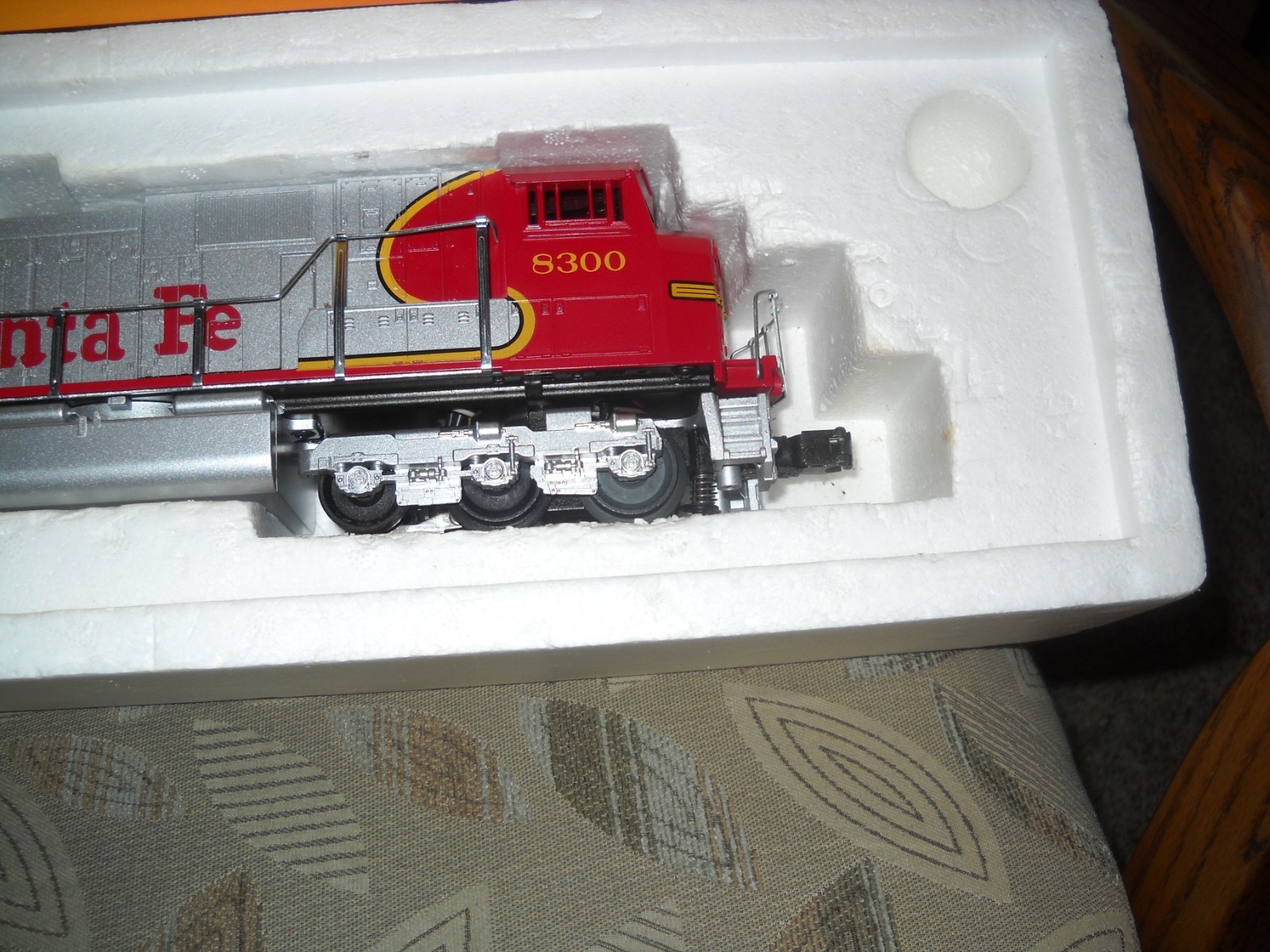 😎-RAIL KING by M.T.H. SANTA FE- #8300 3 RAIL–SD-90 MAC DIESEL w/PROTO SOUND😎
