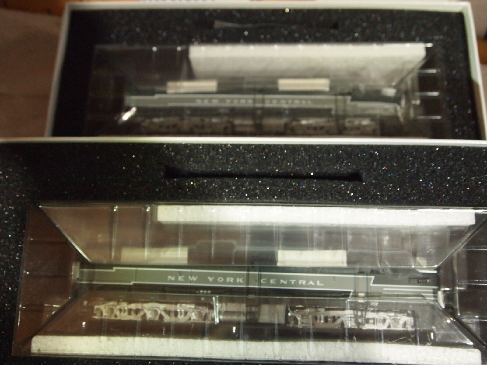 RAPIDO H.O. NEW YORK CENTRAL LIGHTNING PA1 A-A- 2 UNIT LASH-UP DCC / SOUND