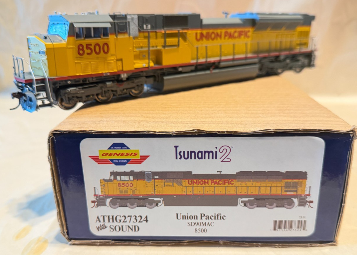 Athearn Genesis HO Scale Union Pacific SD90MAC with DCC & Sound