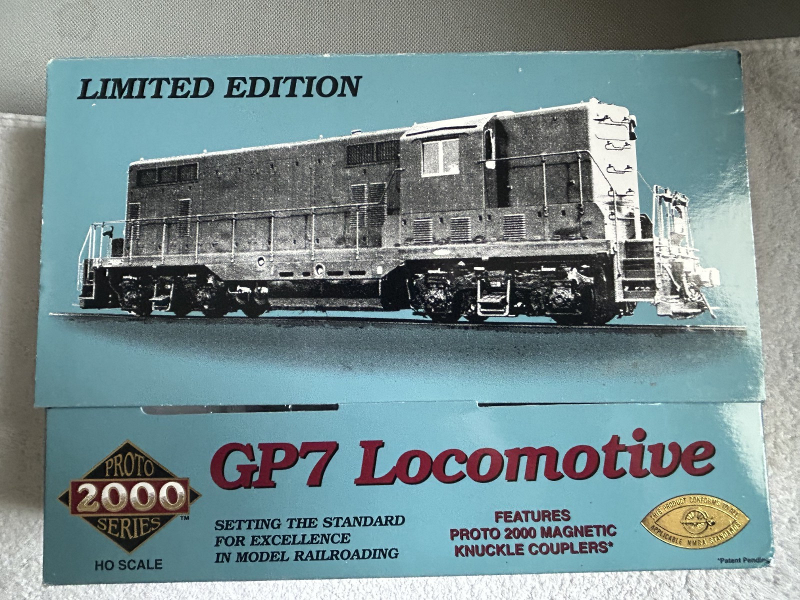 PROTO 2000 HO EMD GP7 Diesel Locomotive Baltimore & Ohio #722 DC Analog 23050