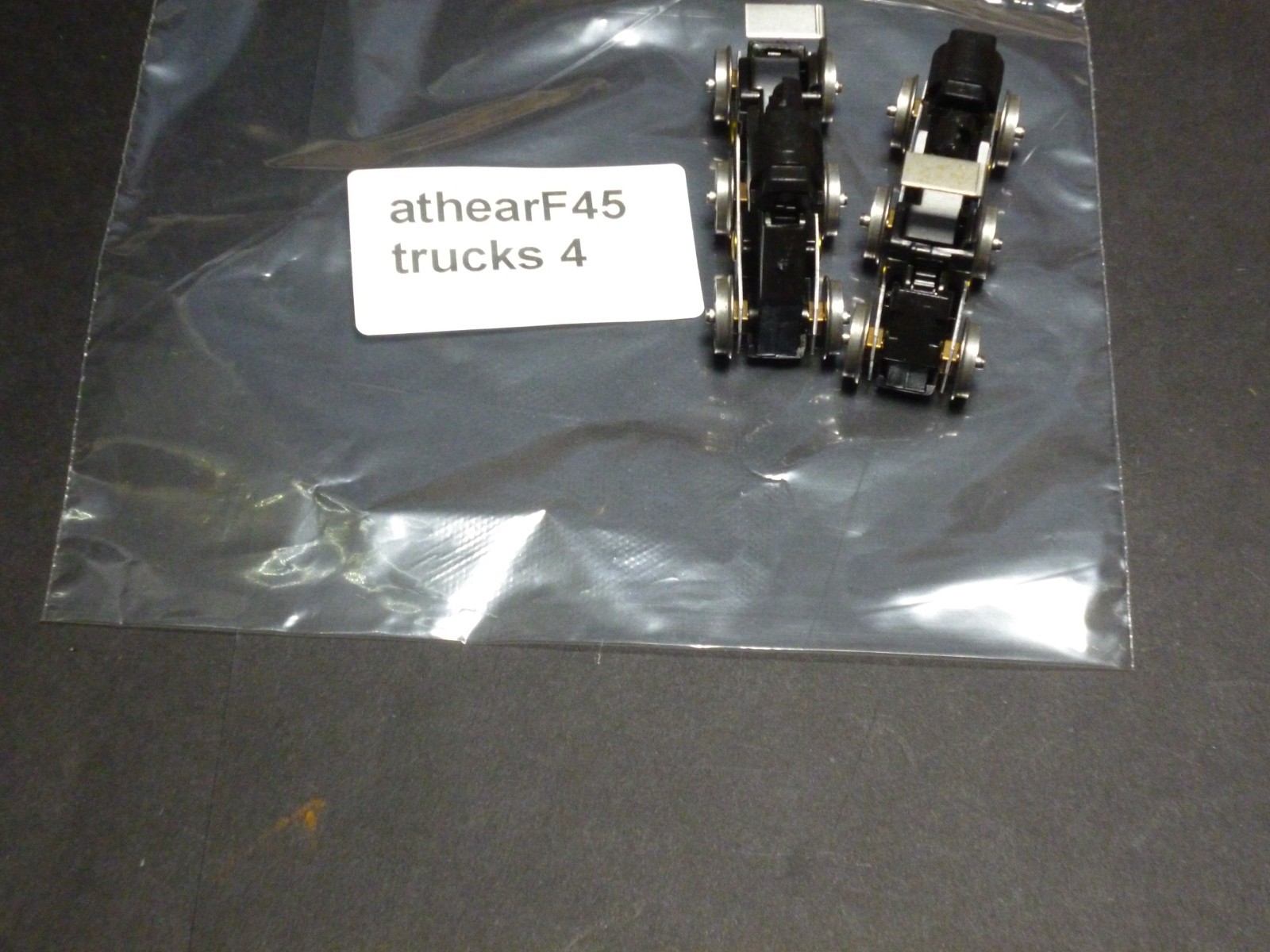 Ho Athearn Diesel locomotive F45 FP45 6 wheel trucks pair worm gear