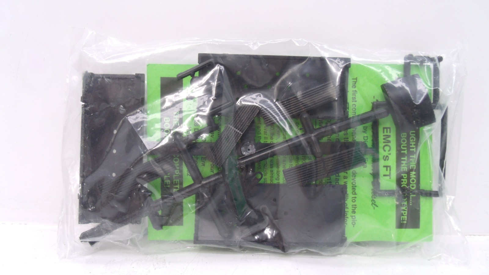 Stewart Hobbies HO FTA Single Headlight Pwd New York Central SHELL ONLY Kit READ