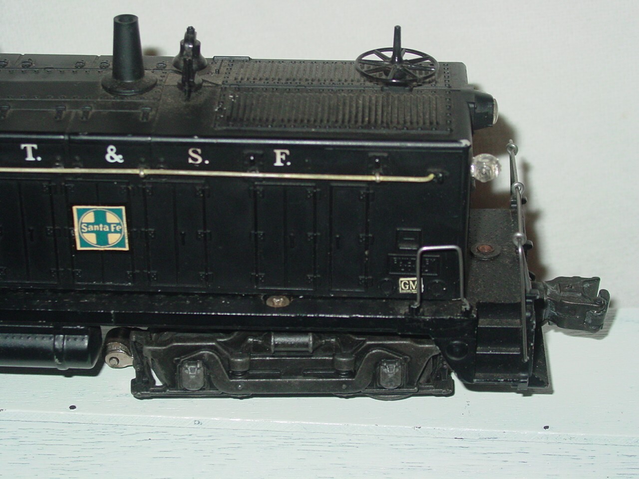 LIONEL POST-WAR 623 A.T. & S.F. DIESEL SWITCHER- BOX & Insert Runs Great