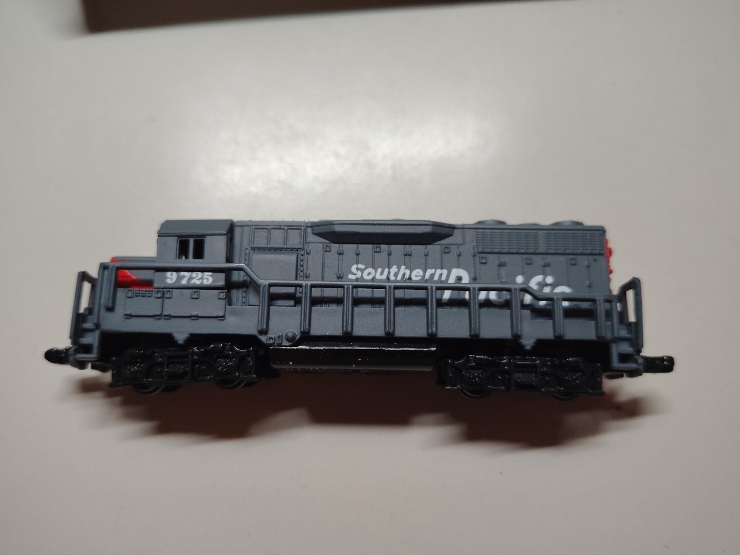 Southern Pacific 9725 Locomotive Train No. 418 High Speed Toy