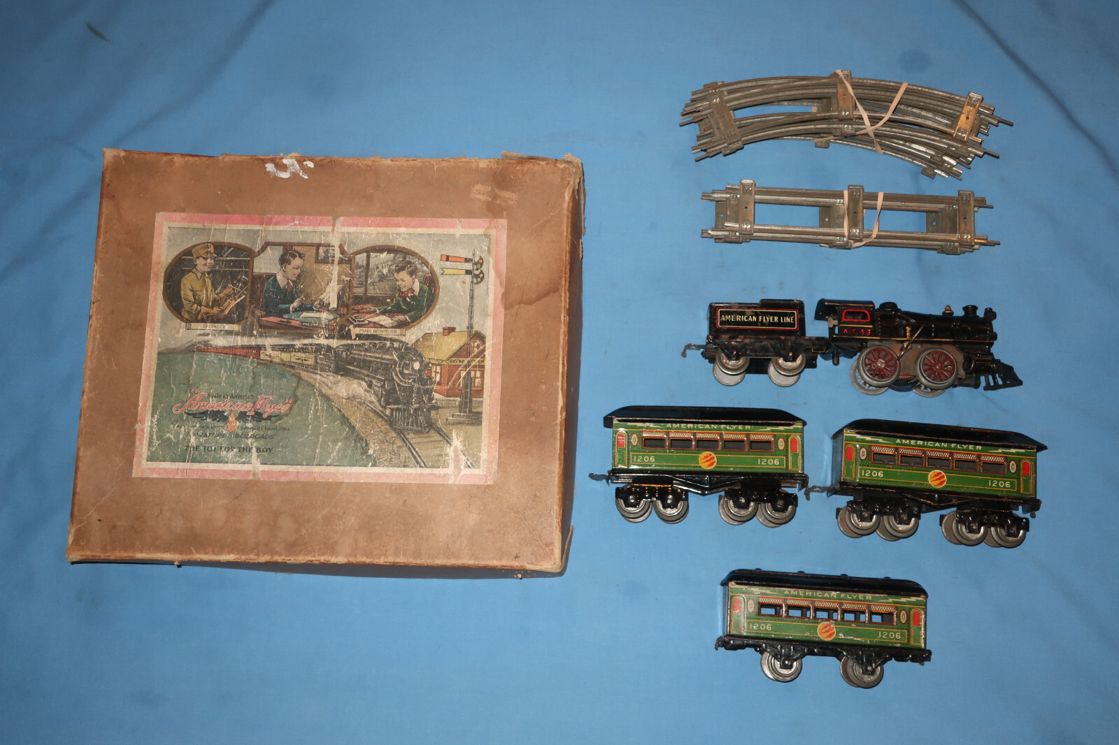 Rare American Flyer Pre-war Sparks Set w/#13 Clockwork/Wind-up Locomotive, 120