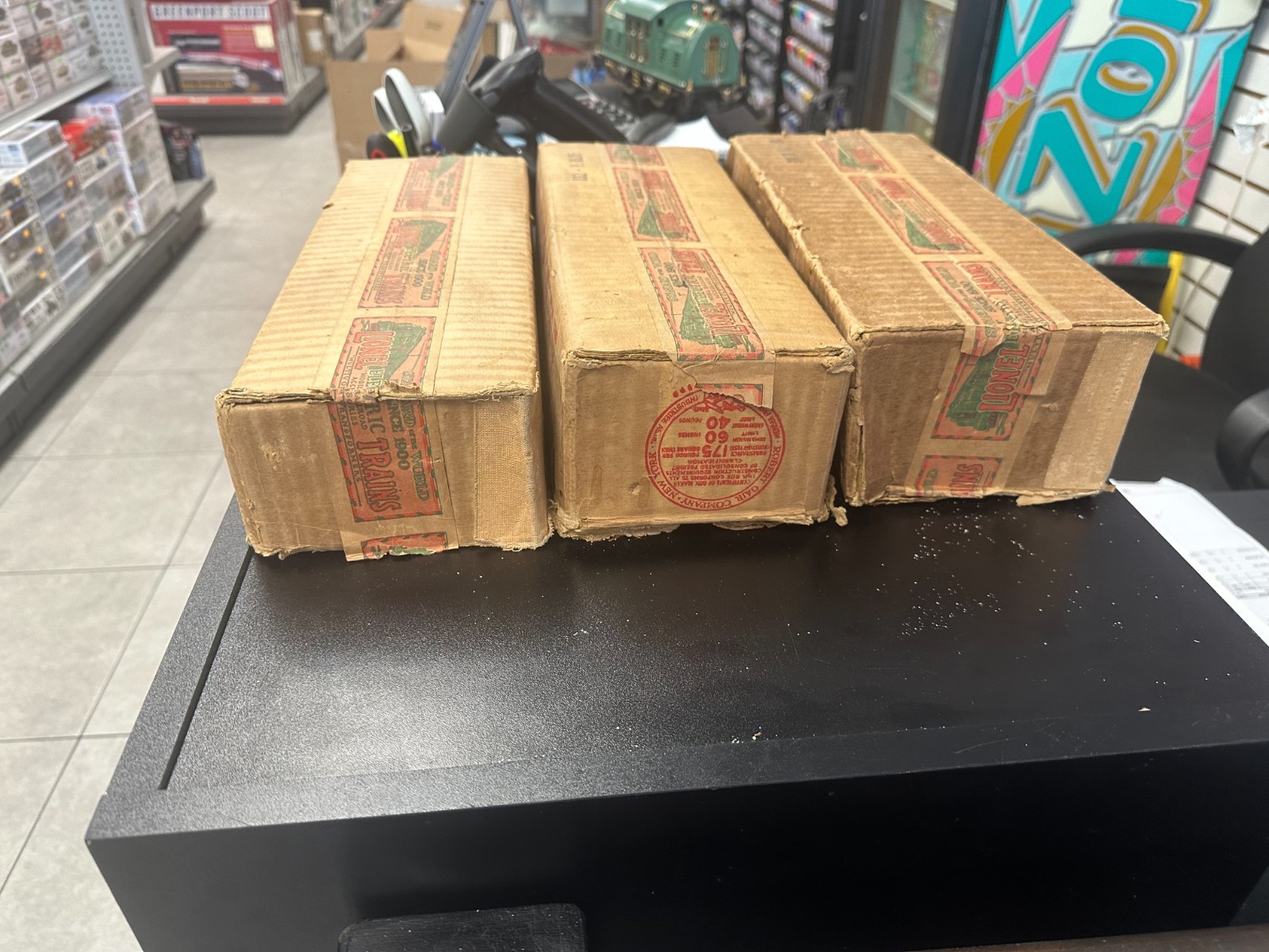 Lionel/Ives #10 Peacock and 3 Peacock Passenger Cars (339,332,341) with Boxes
