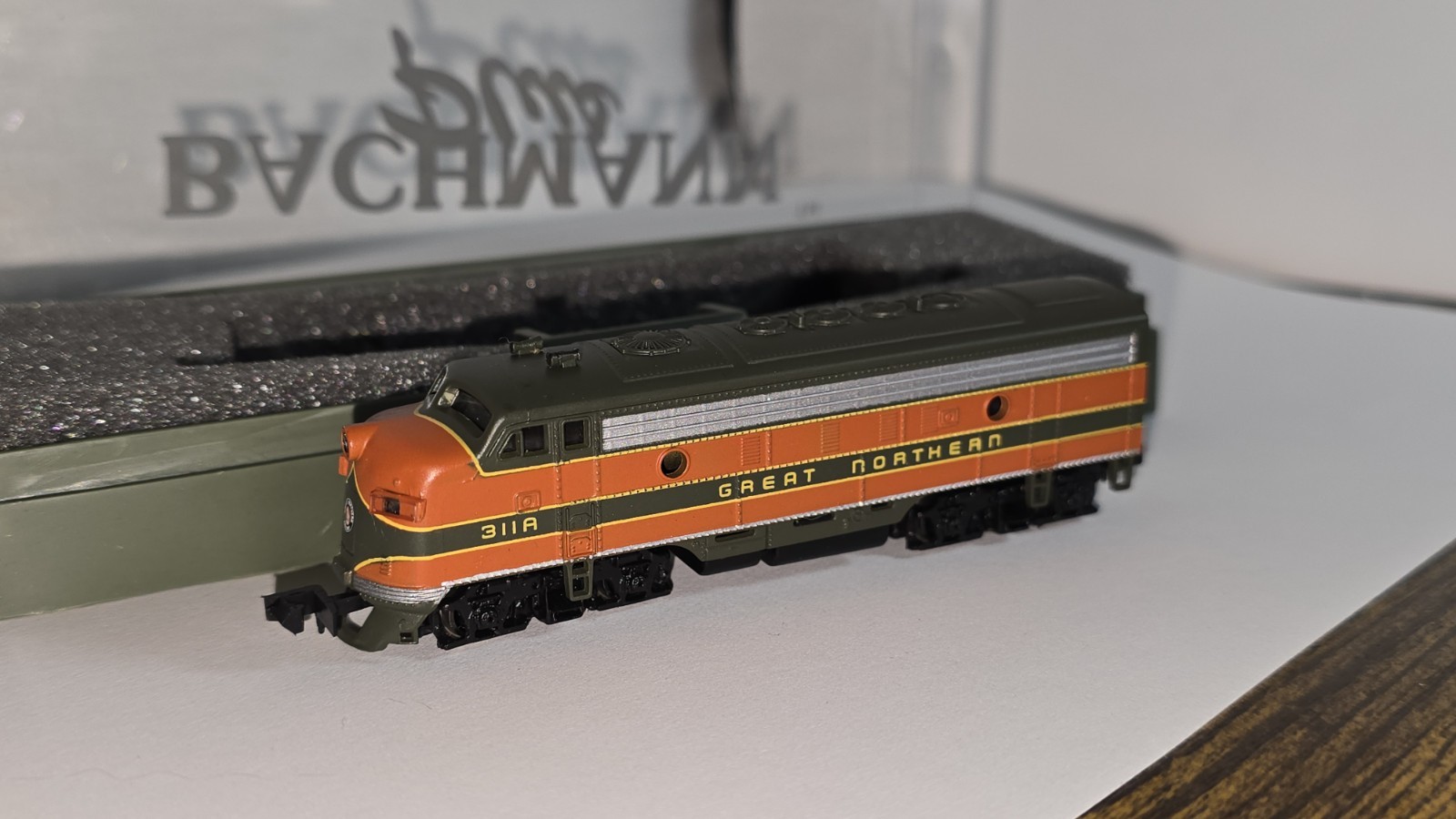 Bachmann Plus N Scale Great Northern GN EMD F7A F7 A Unit #311A Locomotive