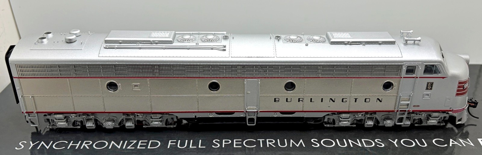 HO BROADWAY LIMITED 5430 E9A BURLINGTON CB&Q # 9985-B DCC SOUND PARAGON3