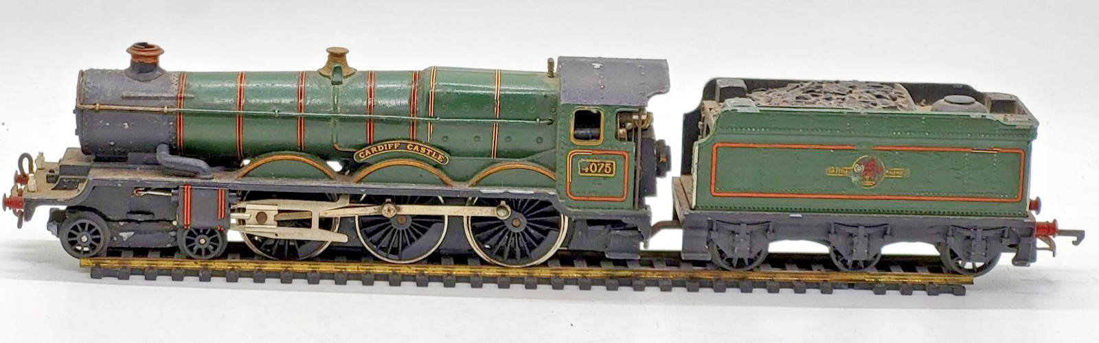 G+R Wrenn Diecast Steam Locomotive + Tender HO Gauge, British Railways 9402, EX