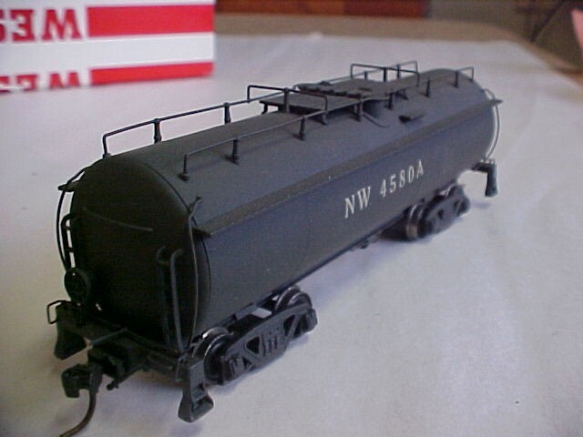 Westside Models HO scale brass 2-8-2 B&O Locomotive with aux. tender in OB