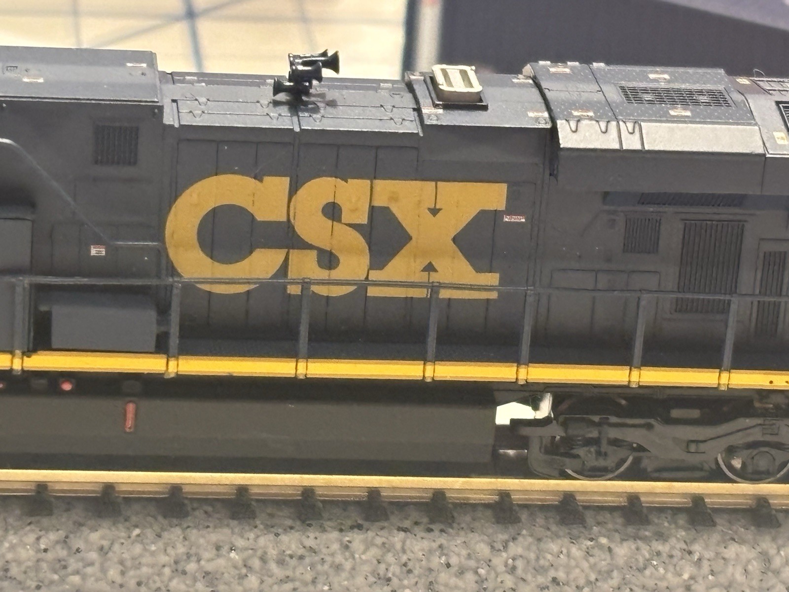 Fox Valley Models N Scale CSX ES44AC Locomotive W/dcc