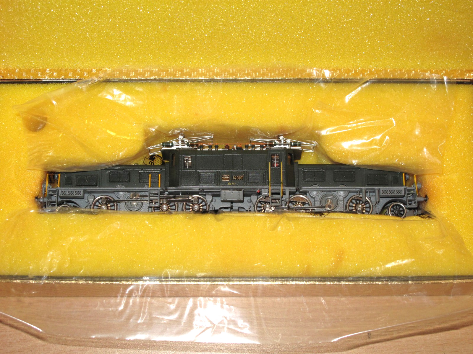 Metropolitan SA No. 743 H0 E-Lok Ce 6/8 III Krokodil 14302 SBB CFF In Top