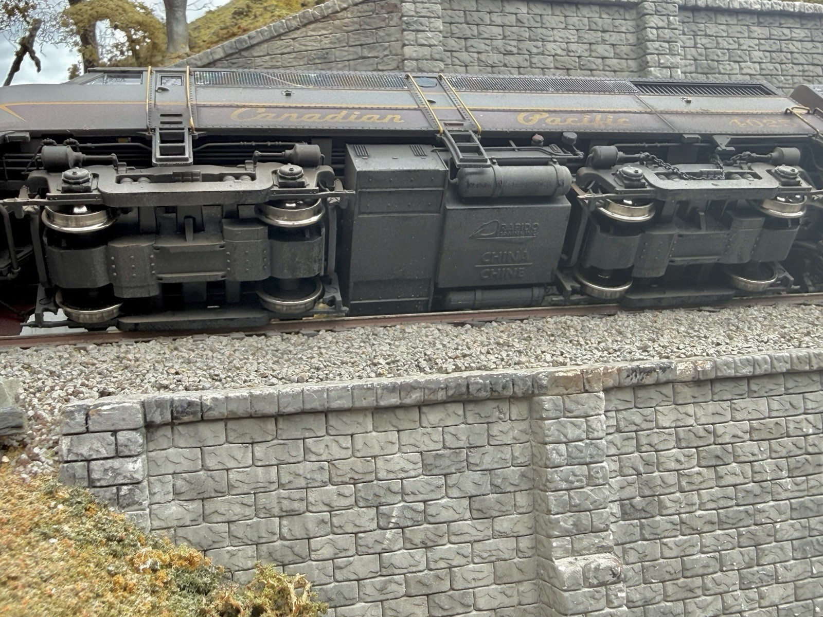 HO Scale Rapido CP ALCo PA-1 and PB-1 Diesel Locomotives DCC/Sound/weathered