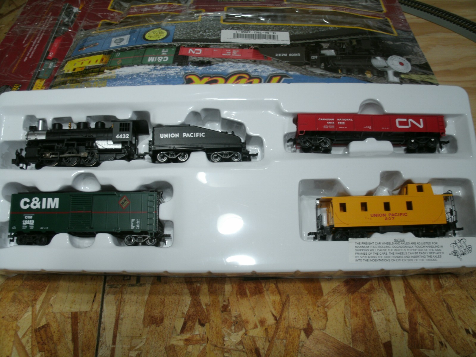 Bachmann HO UP Pacific Flyer Steam Freight Set /0-6-0 #692