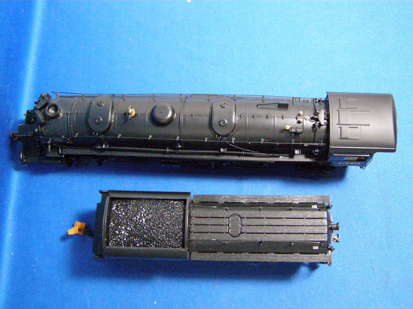 HO Spectrum 84812 C&O H-4 2-6-6-2 Art Loco / Vandy VC12 Tender DCC/SND