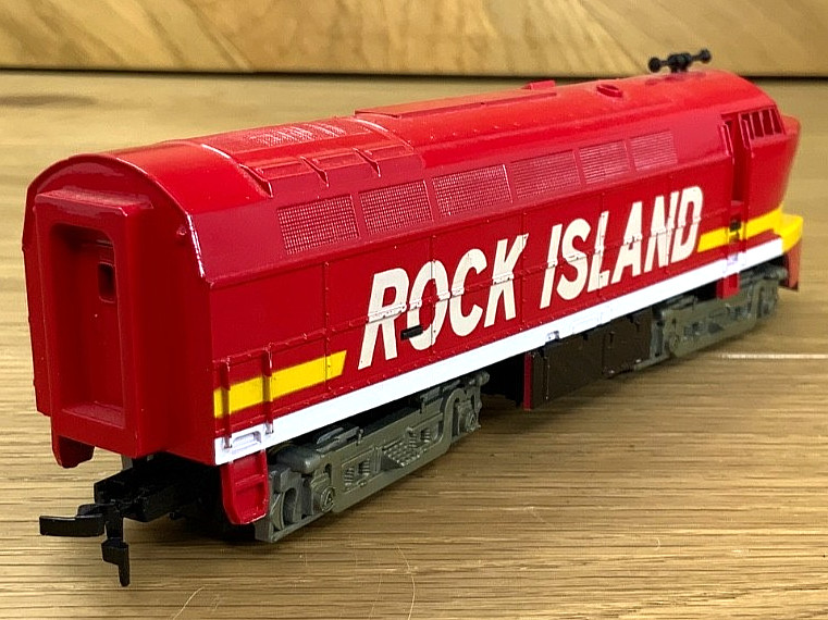 Tyco Rock Island Locomotive Train Set HO Scale Extra Track Power Pack Vintage